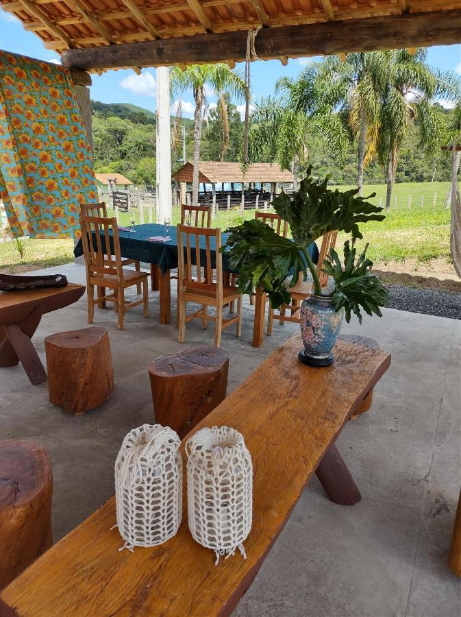 Pousada Parador Santa Branca ปอนตากรอสซา ภายนอก รูปภาพ